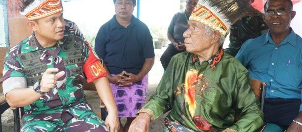 Dandim Biak Numfor Kunjungi Kediaman Maurits Rumaropen, Tokoh yang Lahir Menjelang Proklamasi